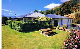 Pelorus Heights